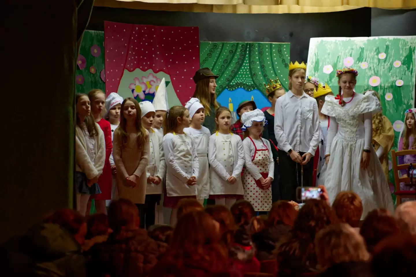 Tříkrálové divadelní vystoupení dětí v klášteře redemptoristů v Tasovicích